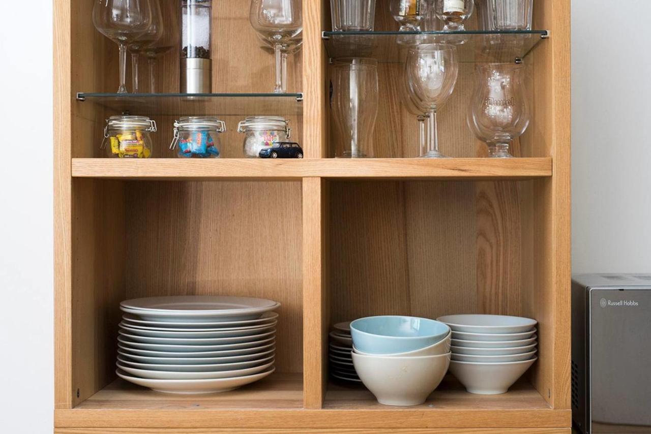 Stylish 2 Bedroom Flat With Balcony In ロンドン エクステリア 写真